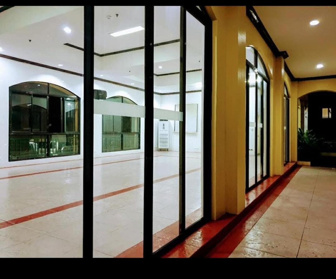 Greenhills Garden Square 2Br & 2 Toilets Manila Kültér fotó